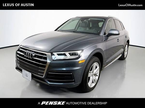 Audi Q5 with VIN: WA1BNAFY7K2107853