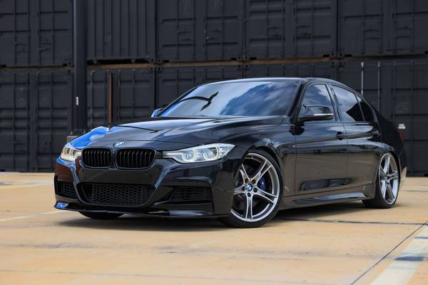 BMW 3 Series with VIN: WBA8B3C37HK777521