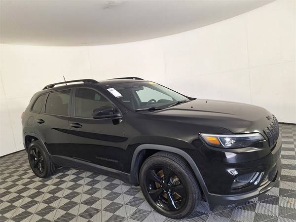 Jeep Cherokee with VIN: 1C4PJLLB7KD376961