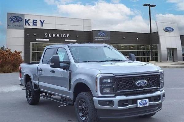 2024 Ford F-350 Super Duty XL  Crew Cab