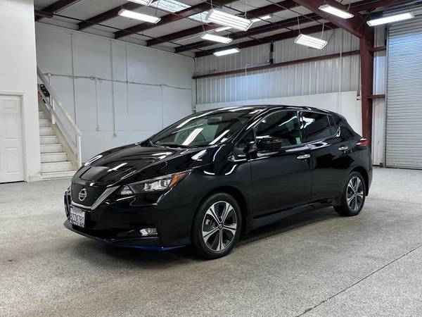 Nissan LEAF with VIN: 1N4BZ1DV9NC555714