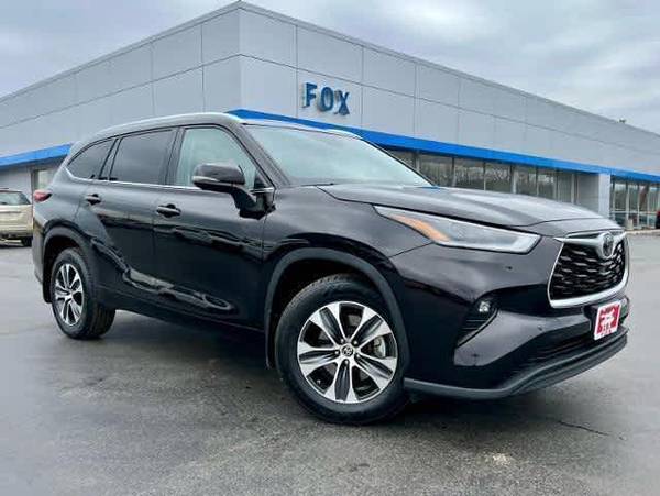 Toyota Highlander with VIN: 5TDGZRBH9MS112973
