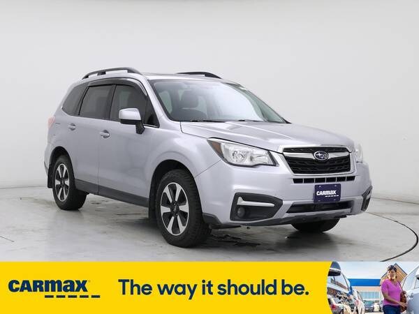 Subaru Forester with VIN: JF2SJAGC9JH515756