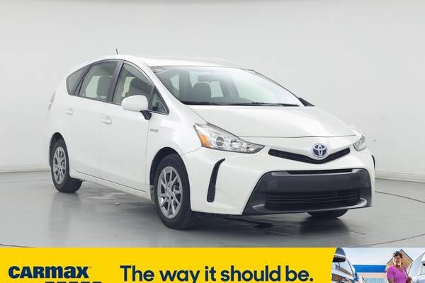 2017 Toyota Prius v Two