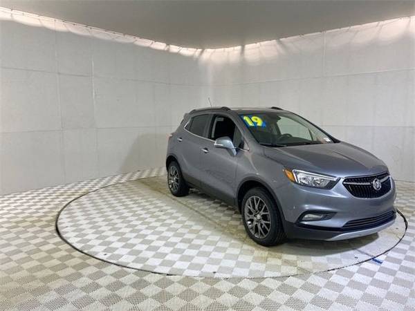 Buick Encore with VIN: KL4CJ2SB6KB775568