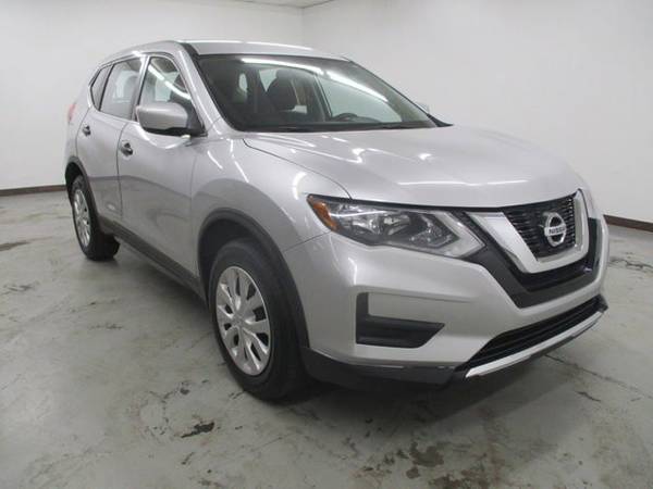 Nissan Rogue with VIN: KNMAT2MV9HP503025