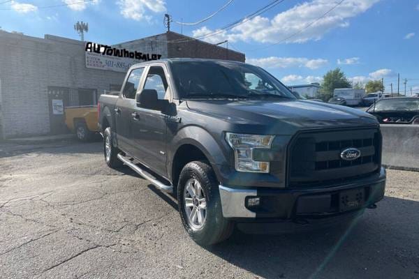 2015 Ford F-150 XLT  SuperCrew