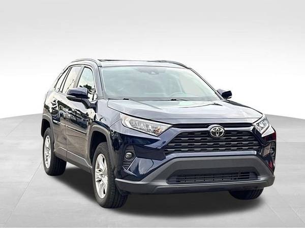 Toyota RAV4 with VIN: 2T3P1RFV4LC122381