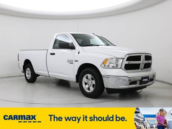 Ram 1500 Classic with VIN: 3C6JR6DT6NG239662