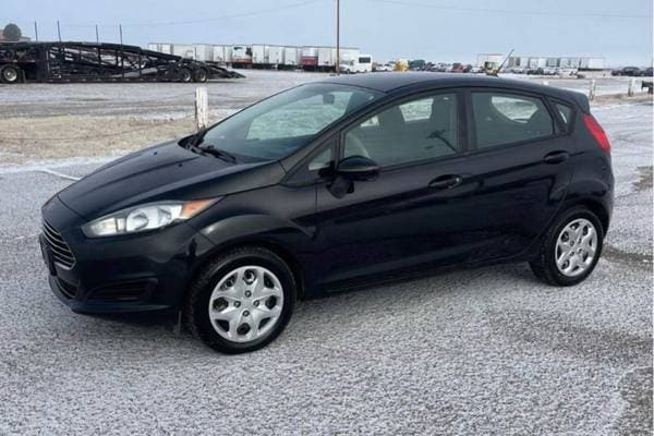 2014 Ford Fiesta S Hatchback