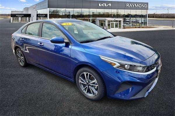 Kia Forte with VIN: 3KPF24ADXNE500341