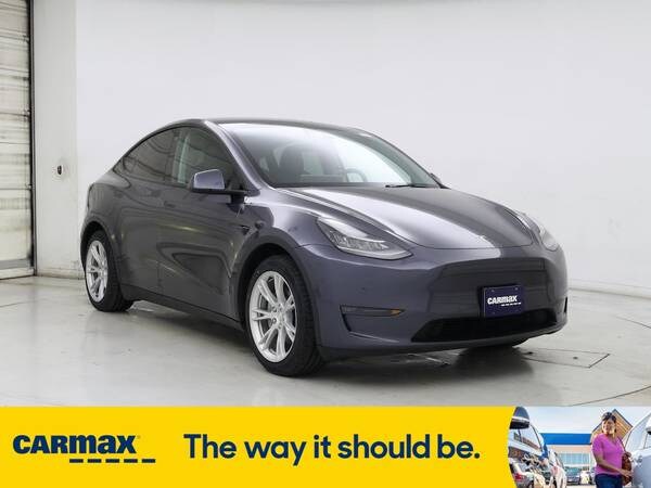 Tesla Model Y with VIN: 5YJYGAEE1MF134953