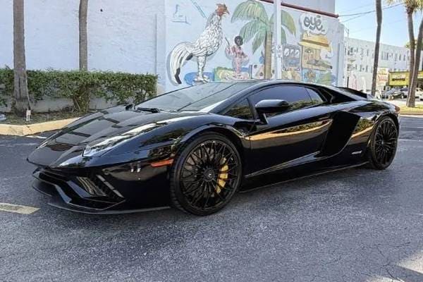 2018 Lamborghini Aventador
