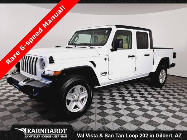 Jeep Gladiator with VIN: 1C6HJTAG8NL156815