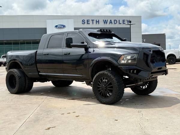 Ram 3500 with VIN: 3C63RRLL6GG170213