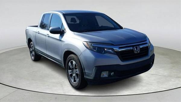 Honda Ridgeline with VIN: 5FPYK2F58KB004854