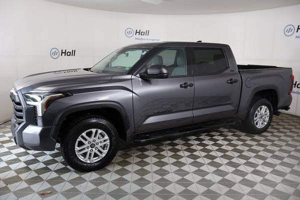 Toyota Tundra with VIN: 5TFLA5DB3PX104423
