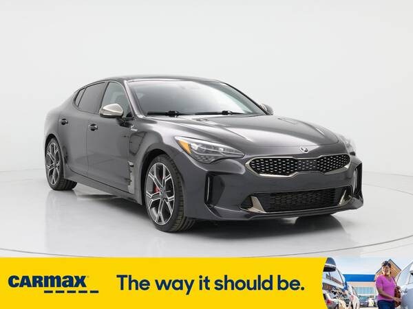 Kia Stinger with VIN: KNAE55LC8K6055058