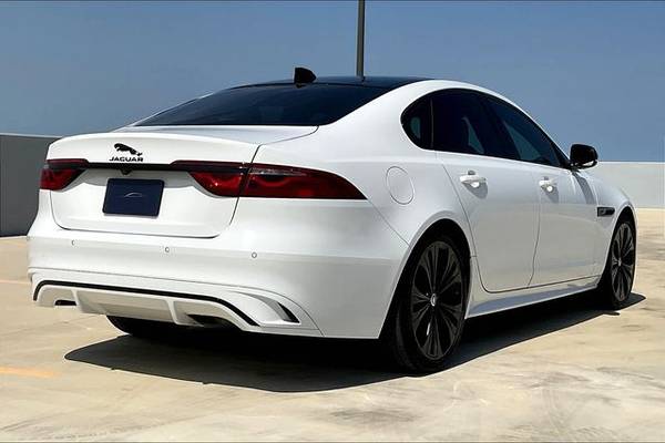 2024 Jaguar XF P250 R-Dynamic SE