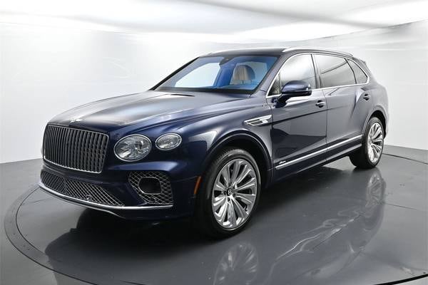 2023 Bentley Bentayga EWB Azure V8