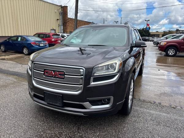 GMC Acadia with VIN: 1GKKVTKD4FJ348256