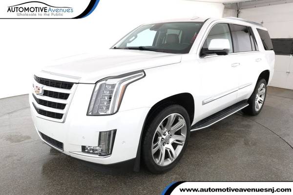 Cadillac Escalade with VIN: 1GYS4BKJ9LR145420