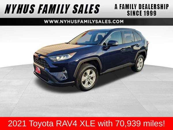 Toyota RAV4 with VIN: 2T3P1RFV7MW183532