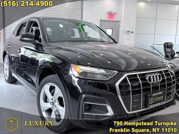 Audi Q5 with VIN: WA1BAAFY5M2305113