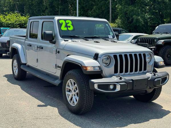 Jeep Gladiator with VIN: 1C6JJTAG2PL544675
