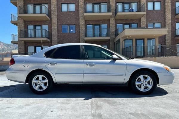 2002 Ford Taurus SES Deluxe