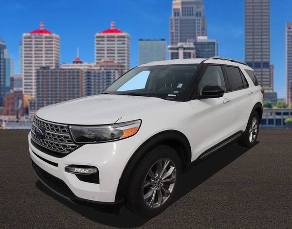 Ford Explorer with VIN: 1FMSK7FH6NGA61744