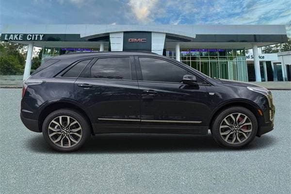 2022 Cadillac XT5 Sport