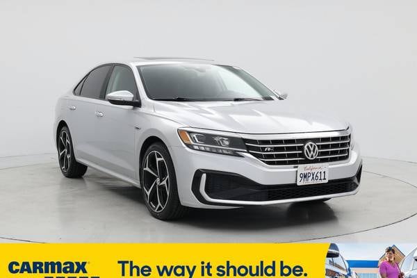 2020 Volkswagen Passat R-Line