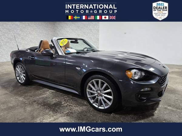 FIAT 124 Spider with VIN: JC1NFAEK2H0125059