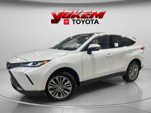Toyota Venza with VIN: JTEAAAAH1RJ183973