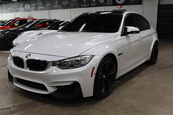 BMW M3 with VIN: WBS8M9C57H5G84252