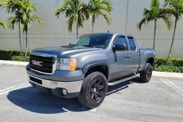 2011 GMC Sierra 2500HD SLE  Extended Cab