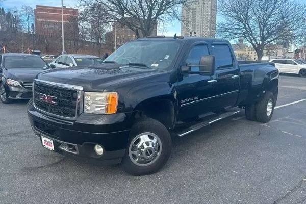 2011 GMC Sierra 3500HD Denali Diesel Crew Cab