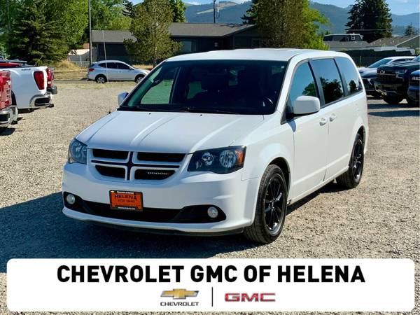 Dodge Grand Caravan with VIN: 2C4RDGEG4KR670752