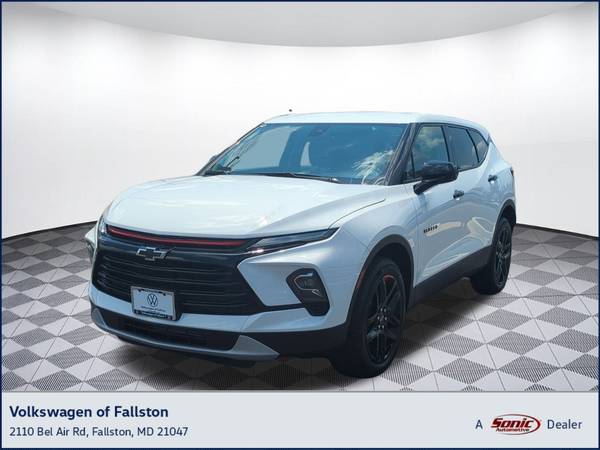 Chevrolet Blazer with VIN: 3GNKBHR44RS273091