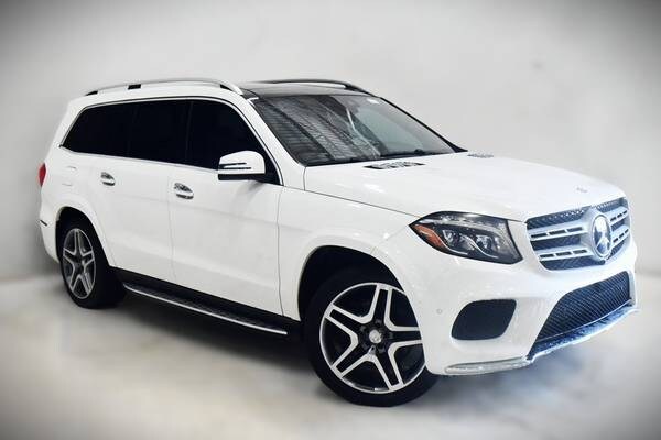 Mercedes-Benz GLS-Class with VIN: 4JGDF7DE0HA786883