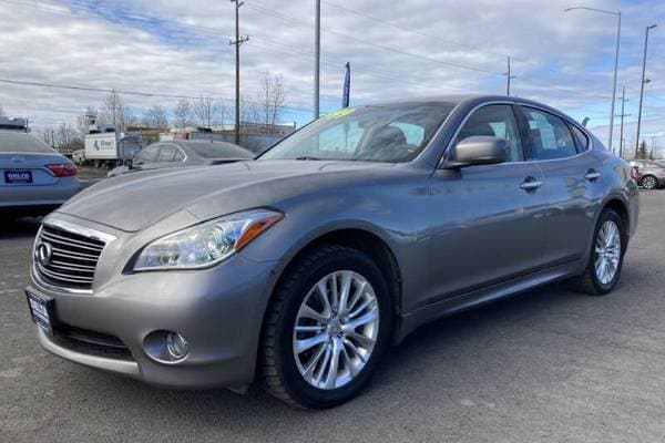 2011 INFINITI M37 x