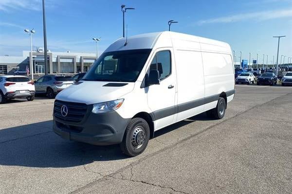 2024 Mercedes-Benz Sprinter 3500 170" WB Cargo Diesel