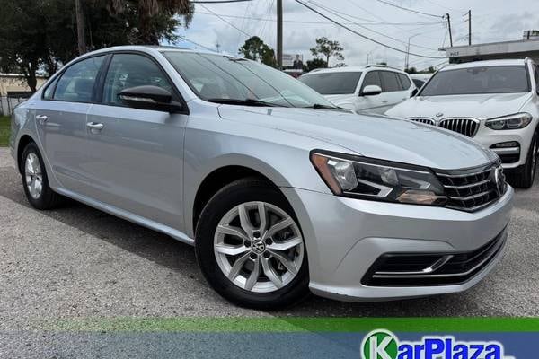 2018 Volkswagen Passat S