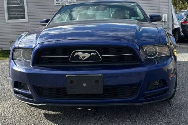 2013 Ford Mustang V6 Coupe