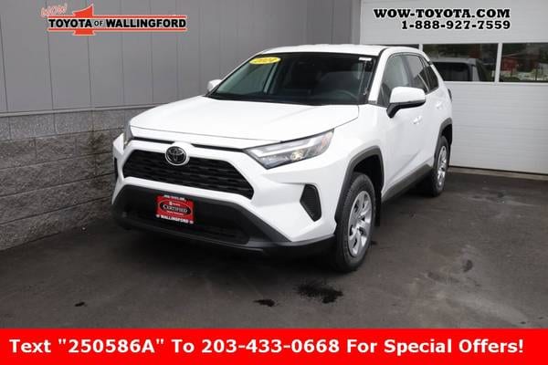 2024 Toyota RAV4 LE