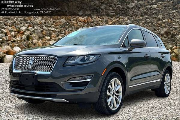 Lincoln MKC with VIN: 5LMCJ2D93KUL32100