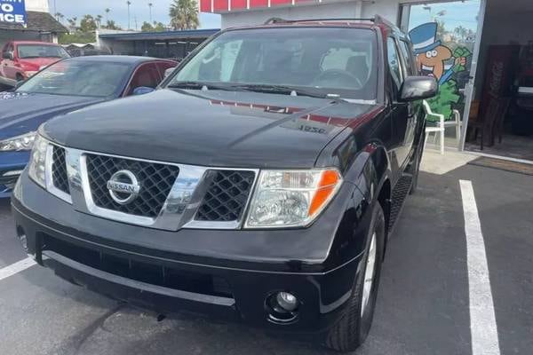 2006 Nissan Pathfinder SE