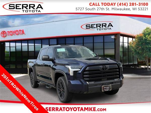 Toyota Tundra with VIN: 5TFLA5DB2NX045748