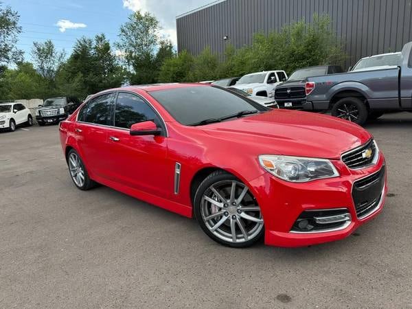 Chevrolet SS with VIN: 6G3F15RW9FL125049